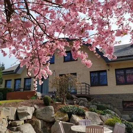 In With Private Garden Terrace Apartment *