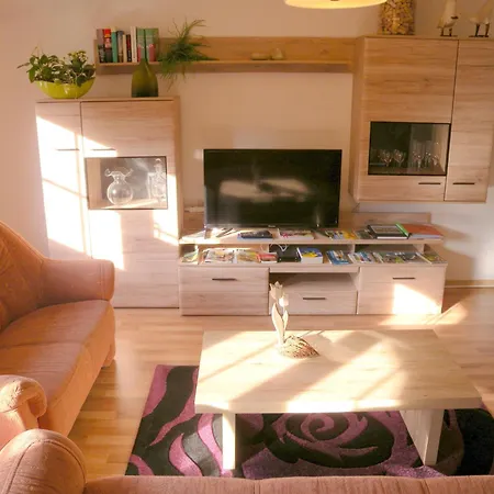 Apartment In With Private Garden Terrace Weywertz